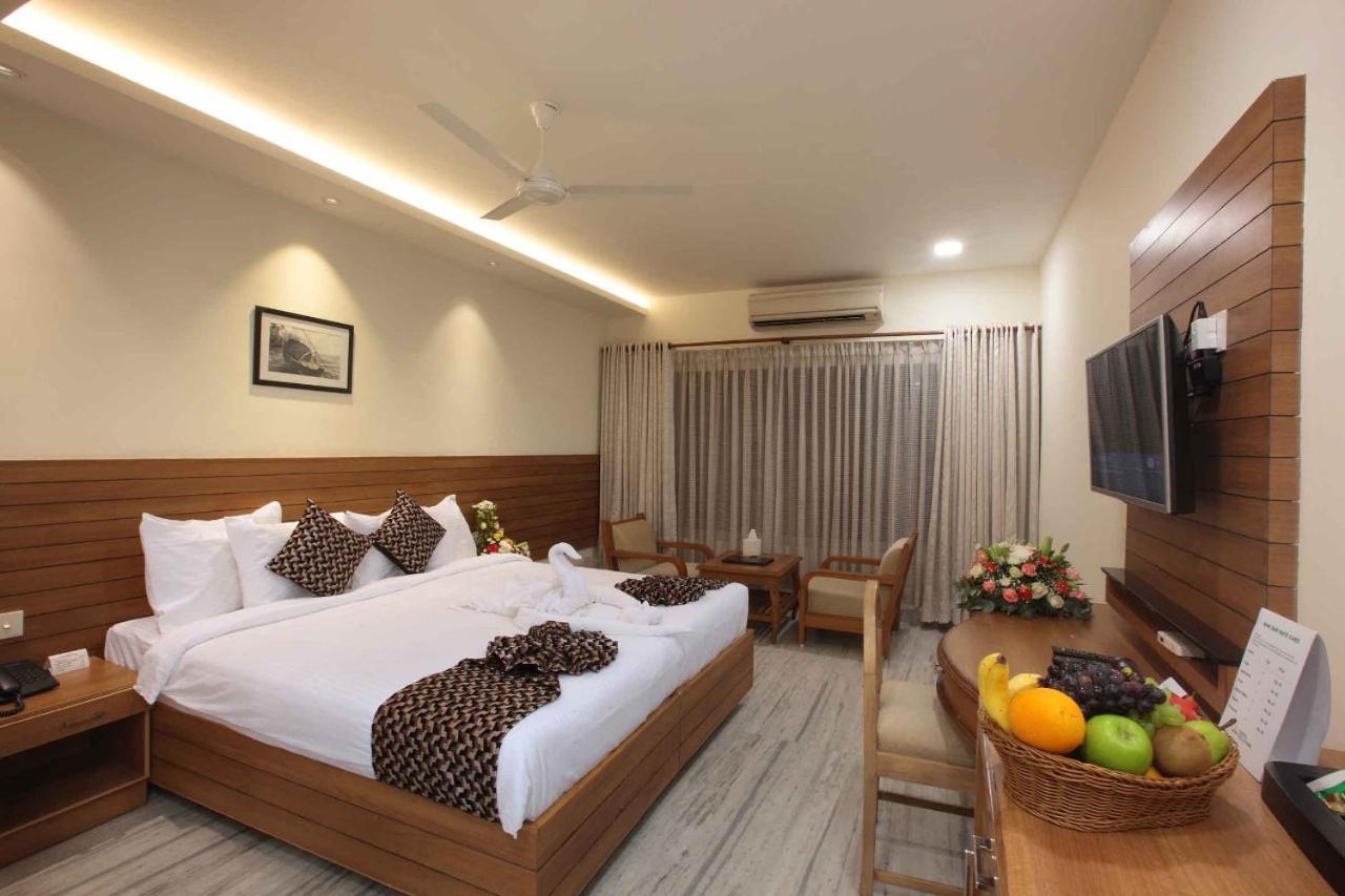 Hotel Anjali Park Kottayam Exteriör bild