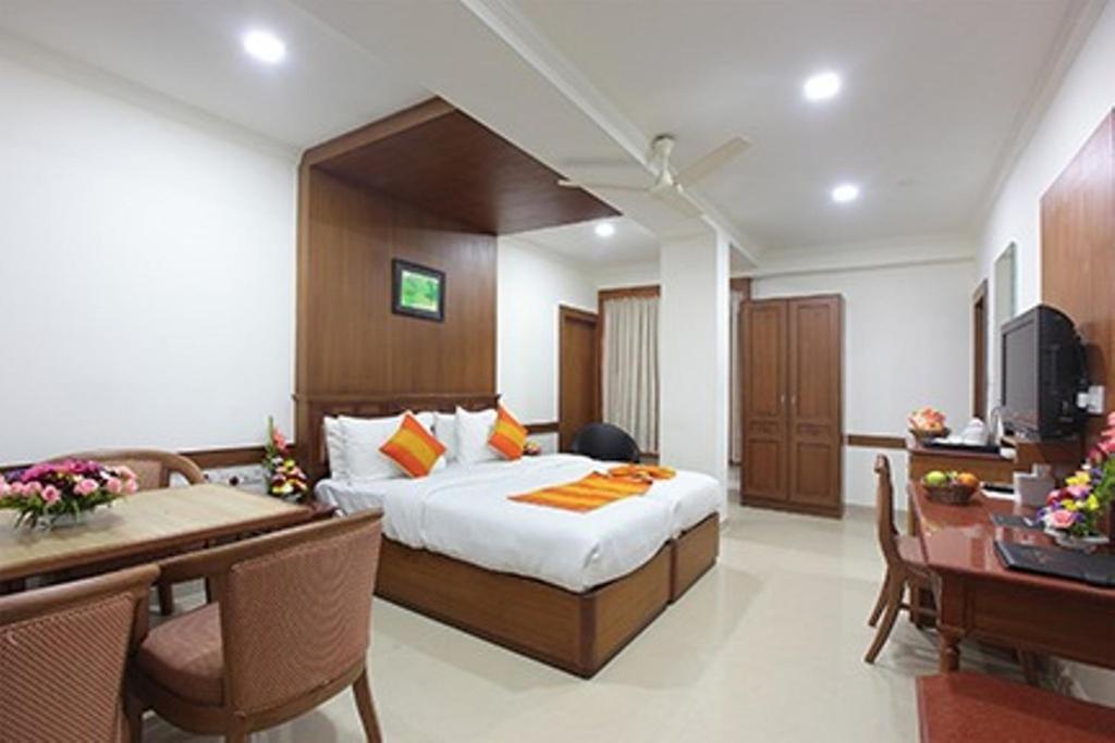 Hotel Anjali Park Kottayam Exteriör bild
