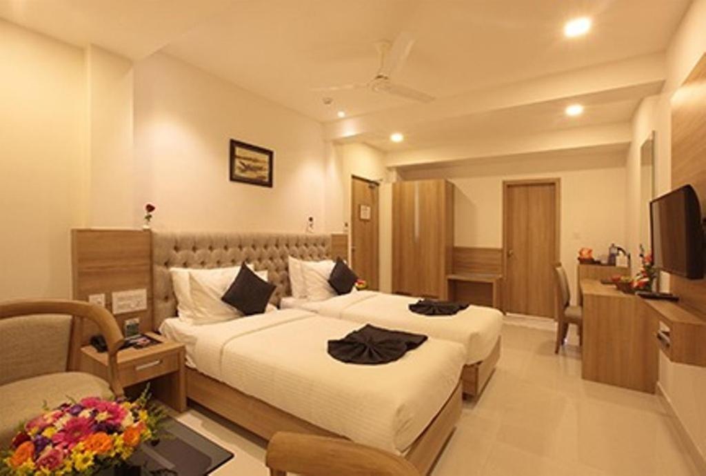 Hotel Anjali Park Kottayam Exteriör bild